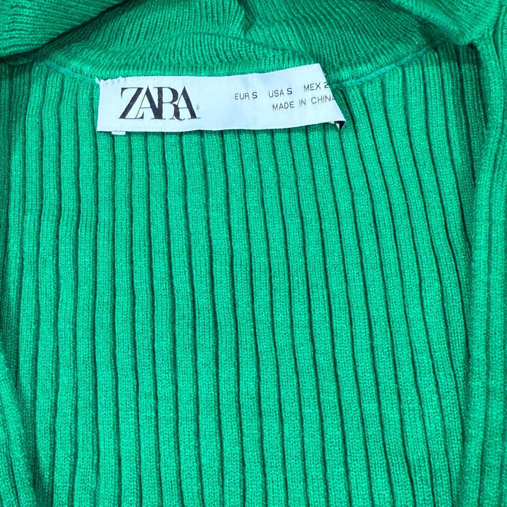 Zara Emerald Ribbed Knit Top - Picture 3 of 3